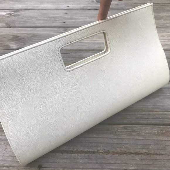 Charming Charlie Women Clutch Bag Purse White Read - Picture 2 of 13